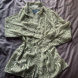 Abercrombie & Fitch Sheer Patterned Green Button Down Blouse